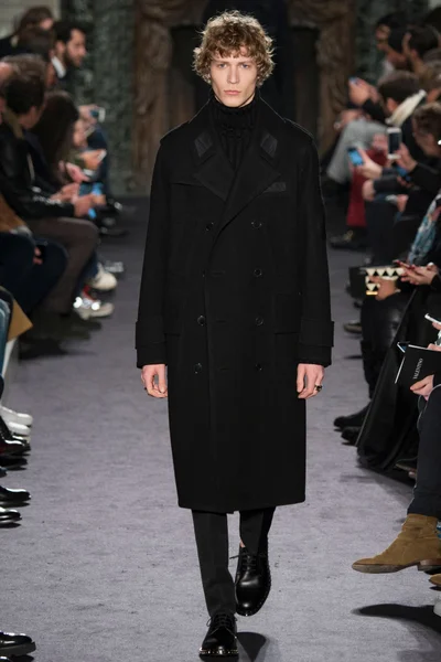 Look 4